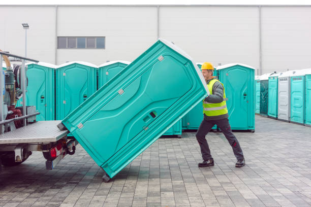 Portable bathroom rental in Brentwood, MO