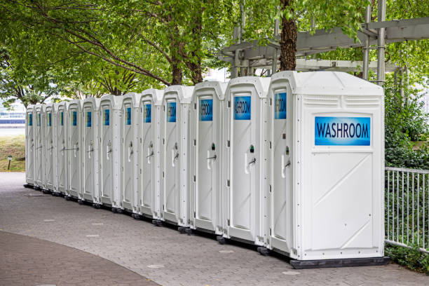 Best Portable toilet rental cost  in Brentwood, MO
